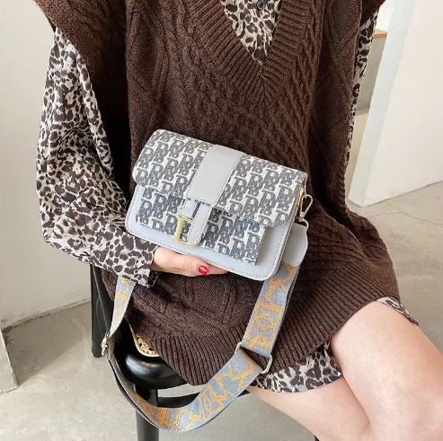 Popular Latest Strap Messenger Purses Fashion Handbags - 2-The Fashionista 