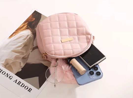 Women's Plush Round Bag Crossbody Chain Bag with Single Strap - 1-The Fashionista 